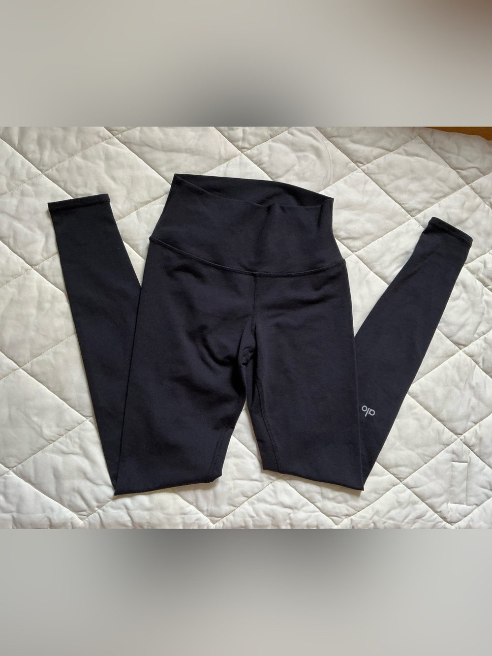 Alo Size XS Black Performance Leggings - Picture 2 of 4